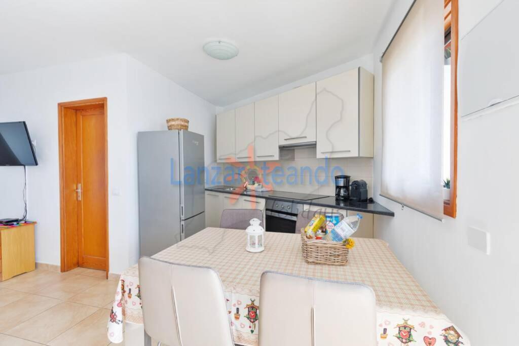 Vivienda Vacacional Dolphin ติอาส ภายนอก รูปภาพ